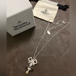 Vivienne Westwood bowknot pearl necklace